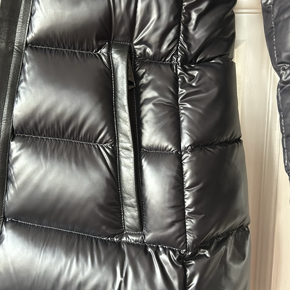 Mackage down puffer coat in like new condition chic warm light Montreal’s best - Picture 2 of 16